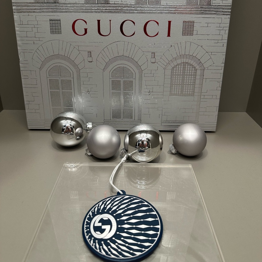 GUCCI 2024 CHRISTMAS ADVENT CALENDAR ORNAMENT DAY 8